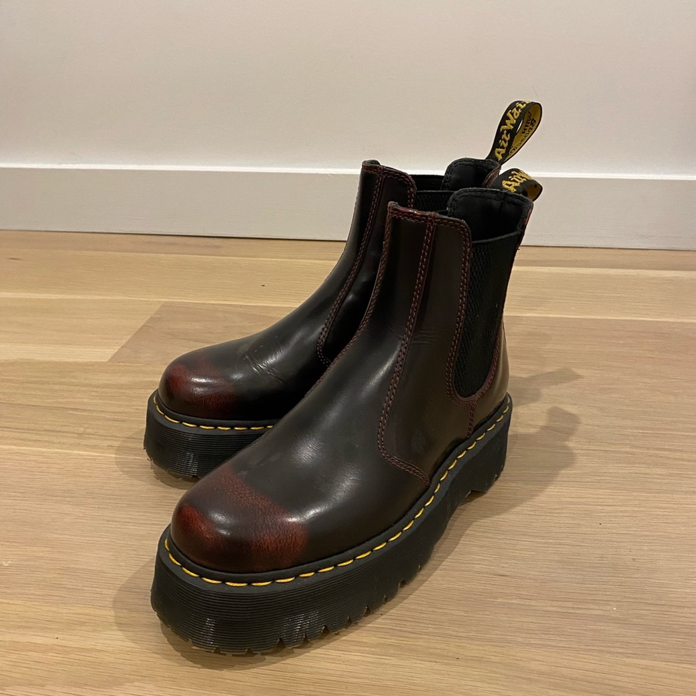 Doc Martens Maroon Platform Chelsea Boot Size 9